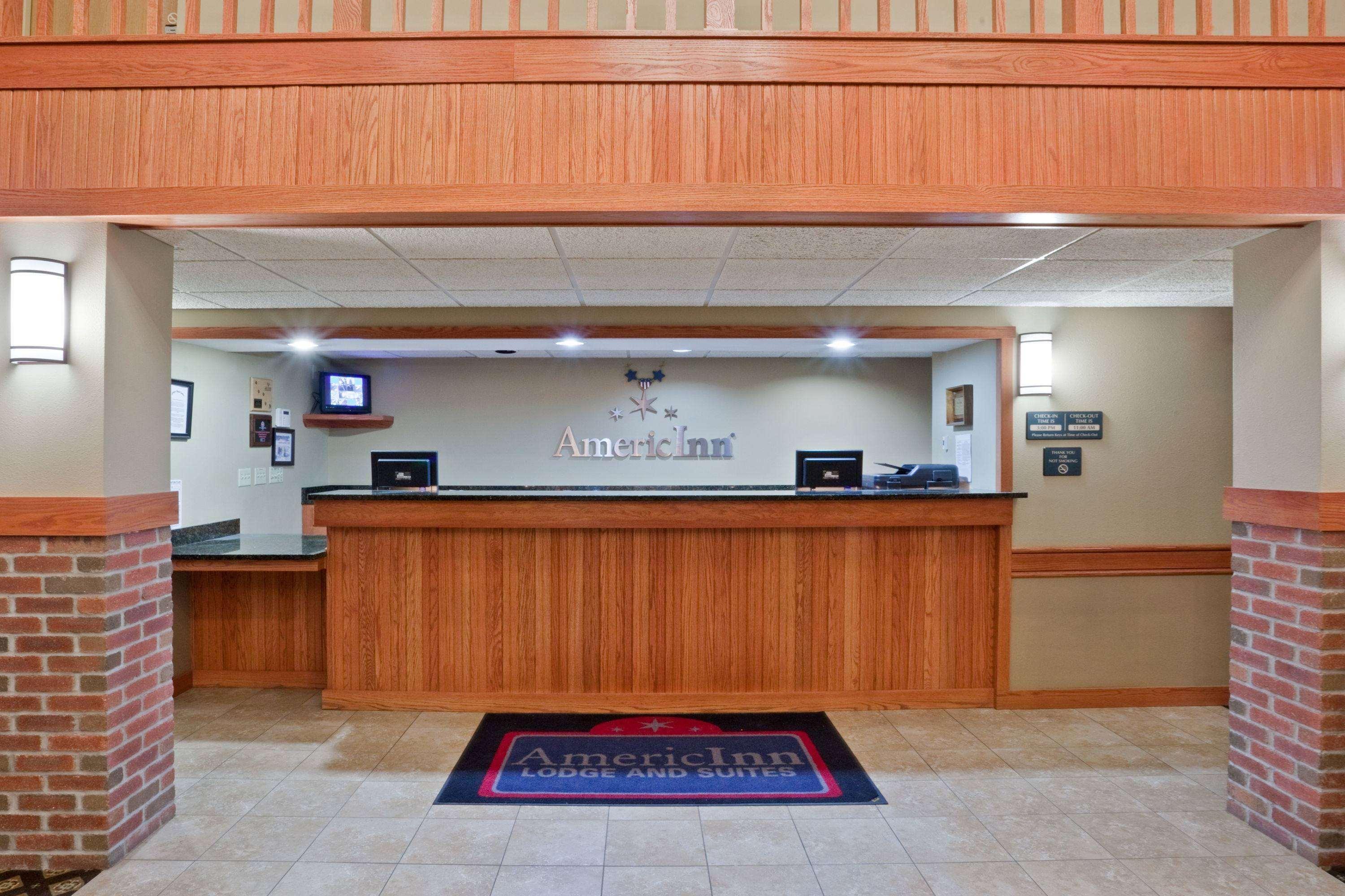 Americinn By Wyndham Fort Pierre Conference Center Exterior photo